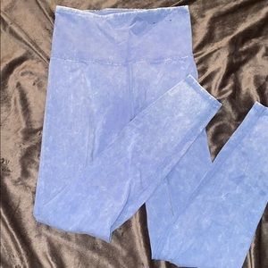 Light blue yoga leggings